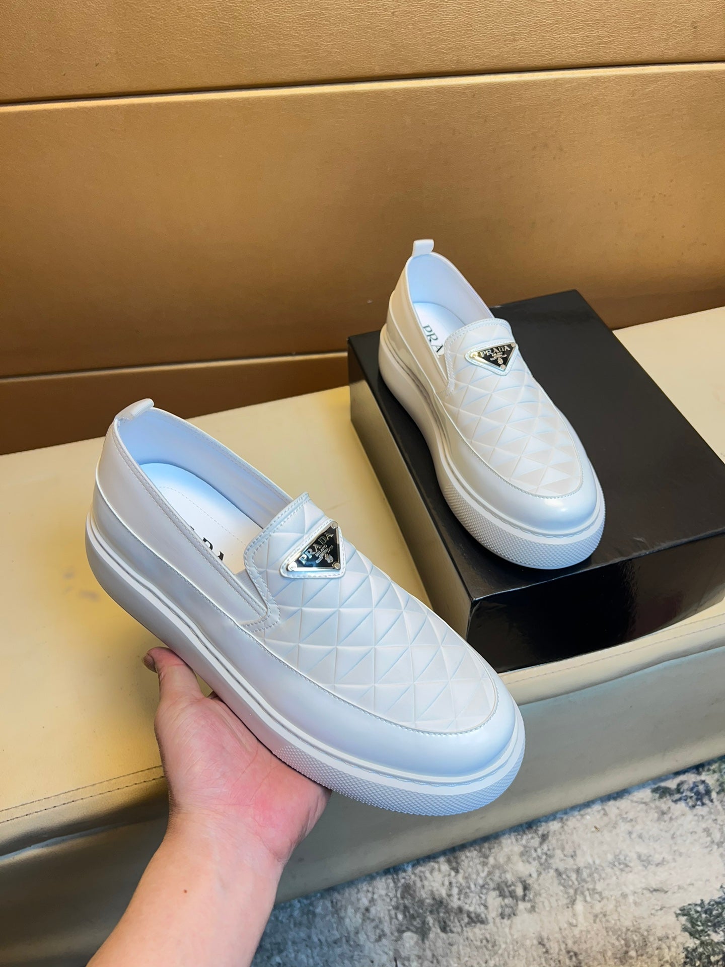 PRD triangle print slip-on sneakers 0724101405