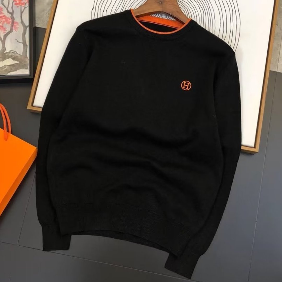 Fashion And Minimalist Round Neck Warm Knit Sweater 1023121310