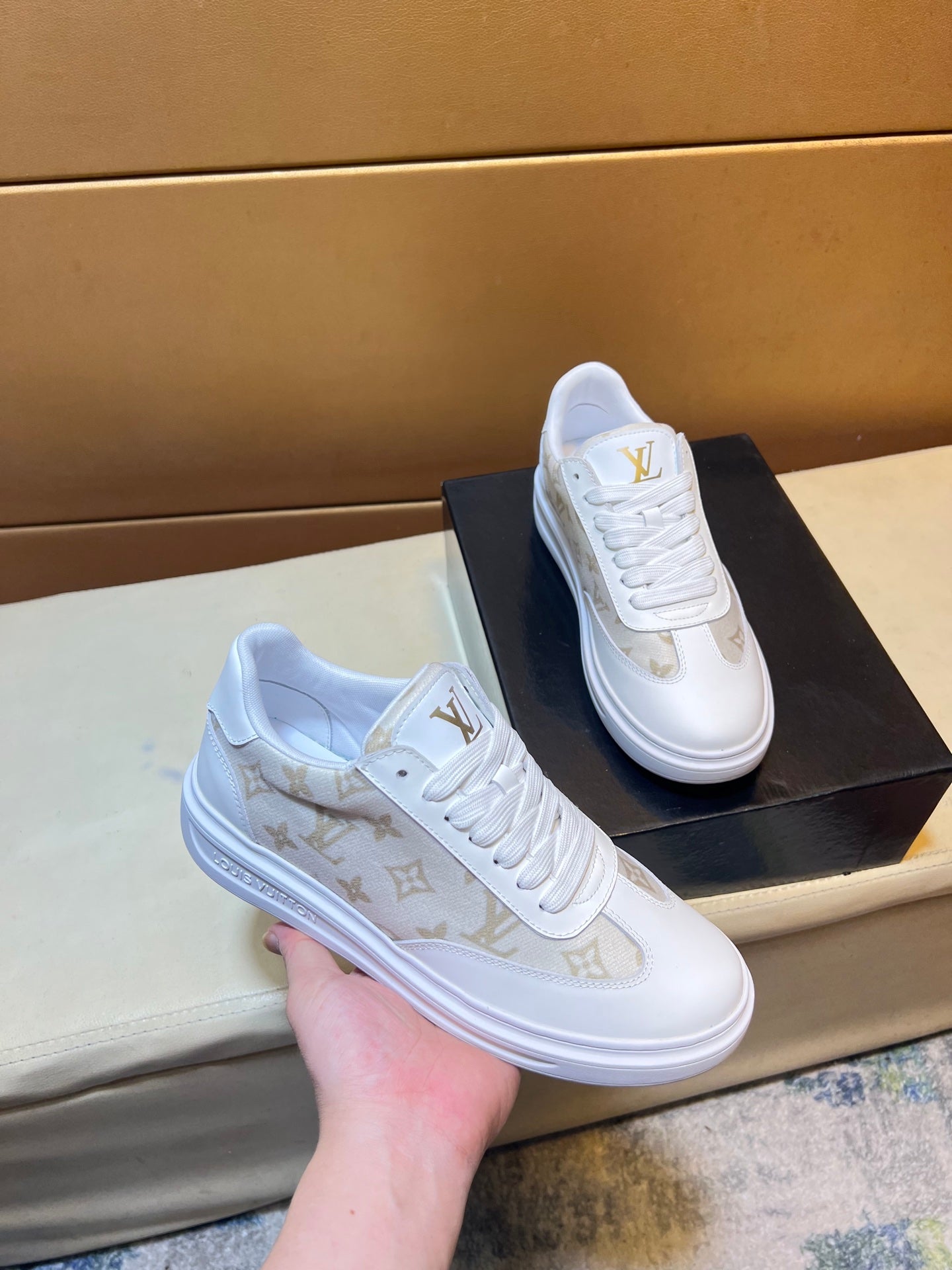 Lvv's new printed sports shoes 0725101305