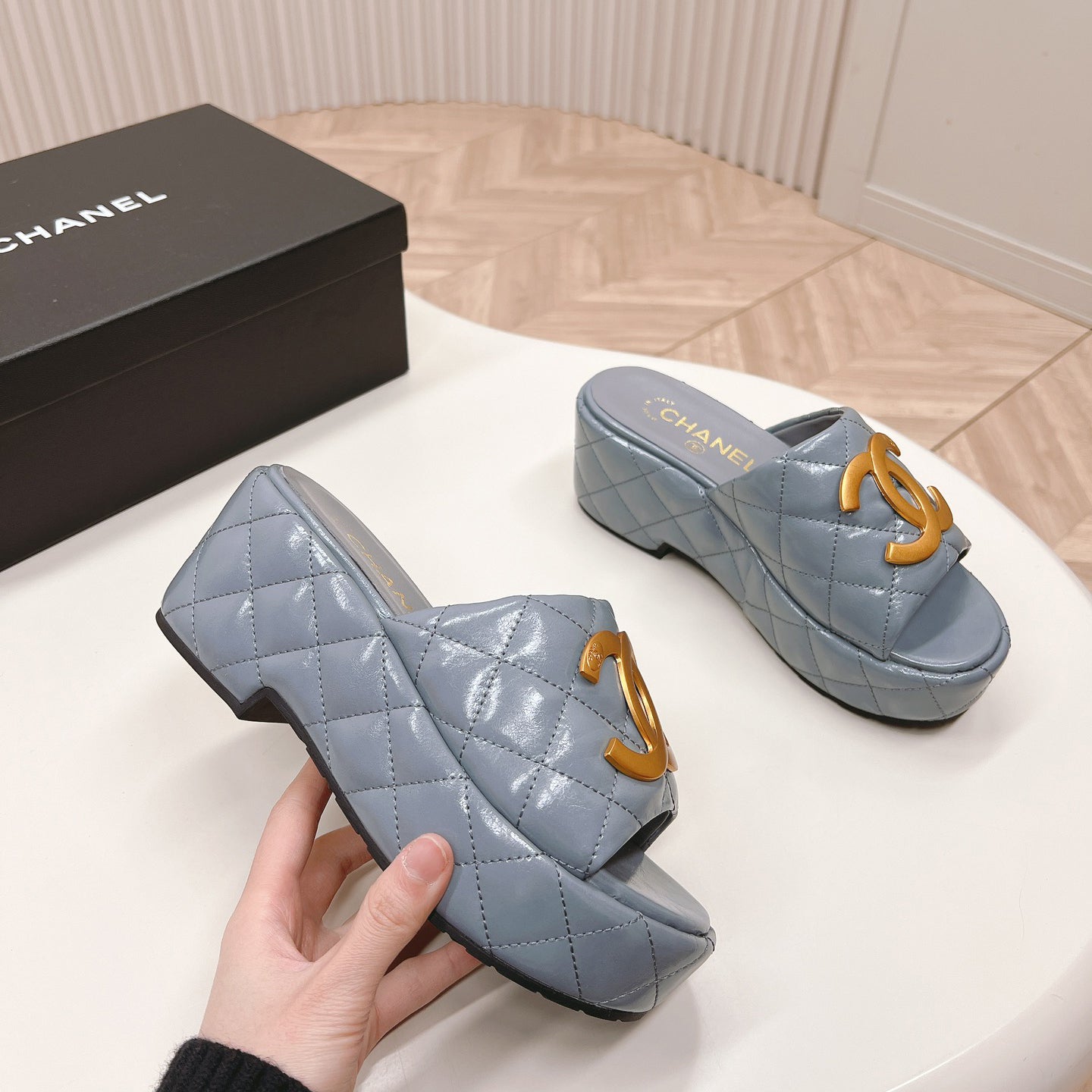 Chane1 top fashion thick-soled rhombus slippers 0724030812