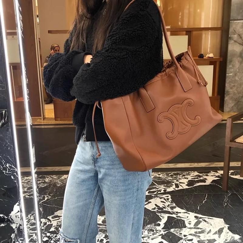 New Fashion All-match Large Capacity Shoulder Bag 1024041129