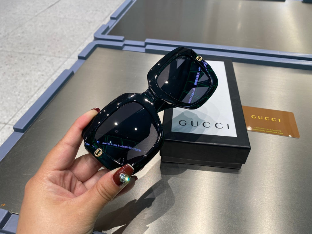 Women's polarized sunglasses with 100% UV protection 0724052201