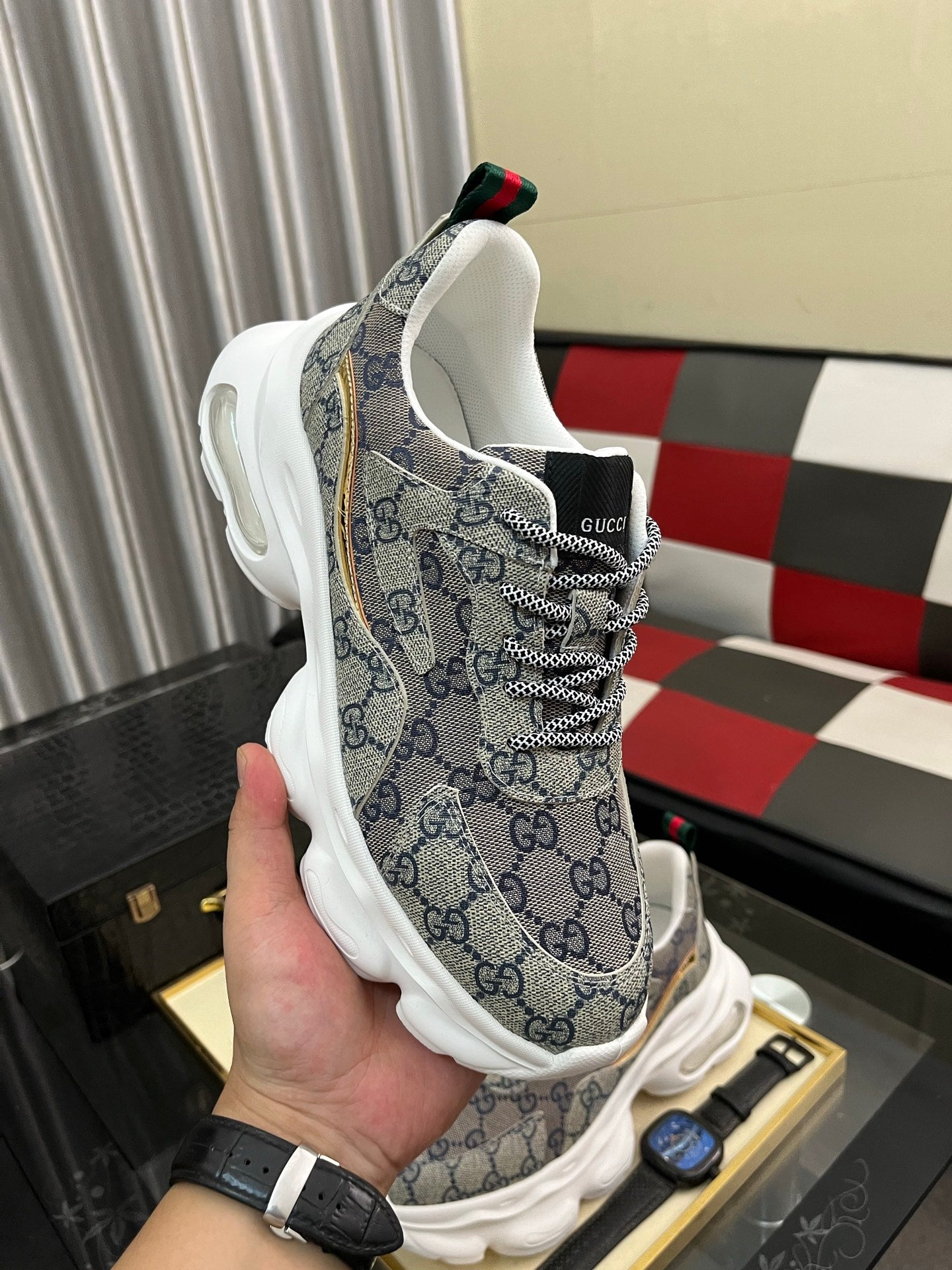 GG men's casual sneakers with print  0725102202