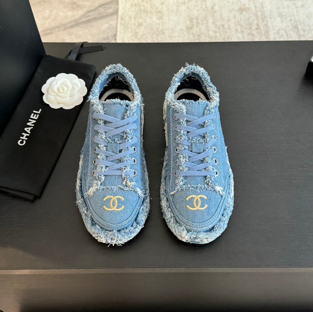 CNL Luxury Fashion Embroidered Tassel Casual Shoes Canvas Shoes 0725020803