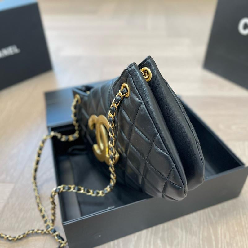 New Fashion Versatile Lingge Bag 1023121411