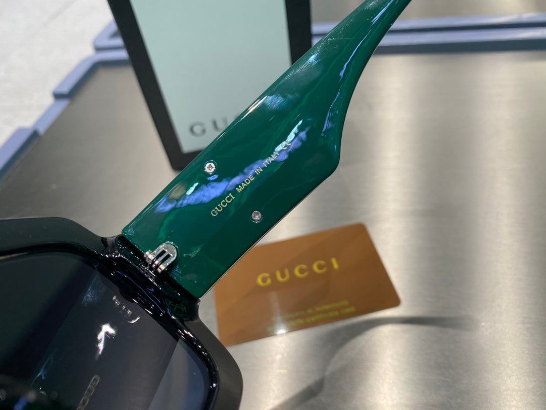 Women's polarized sunglasses with 100% UV protection 0724052201