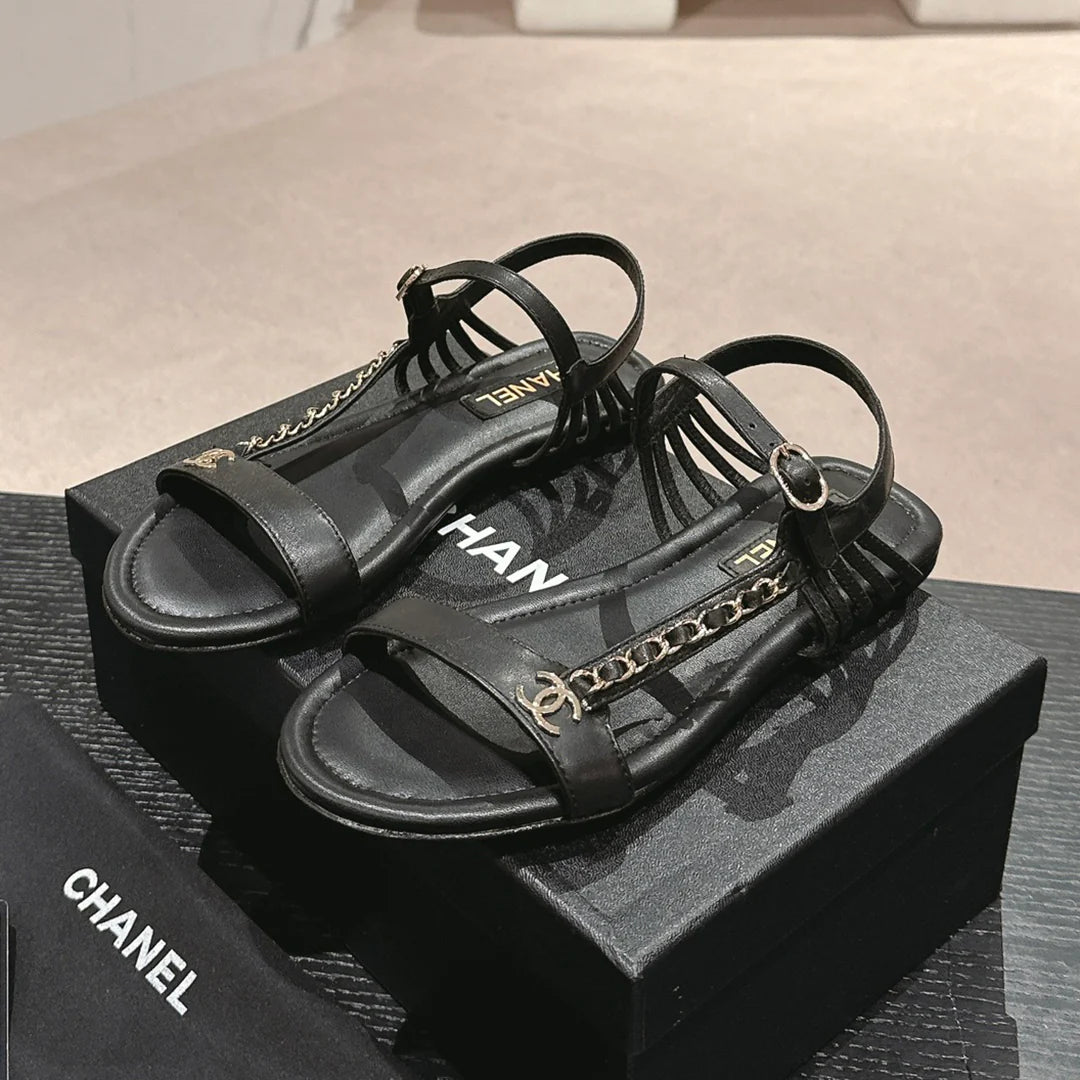 New Fashion Versatile Flat Sandals 1024042610