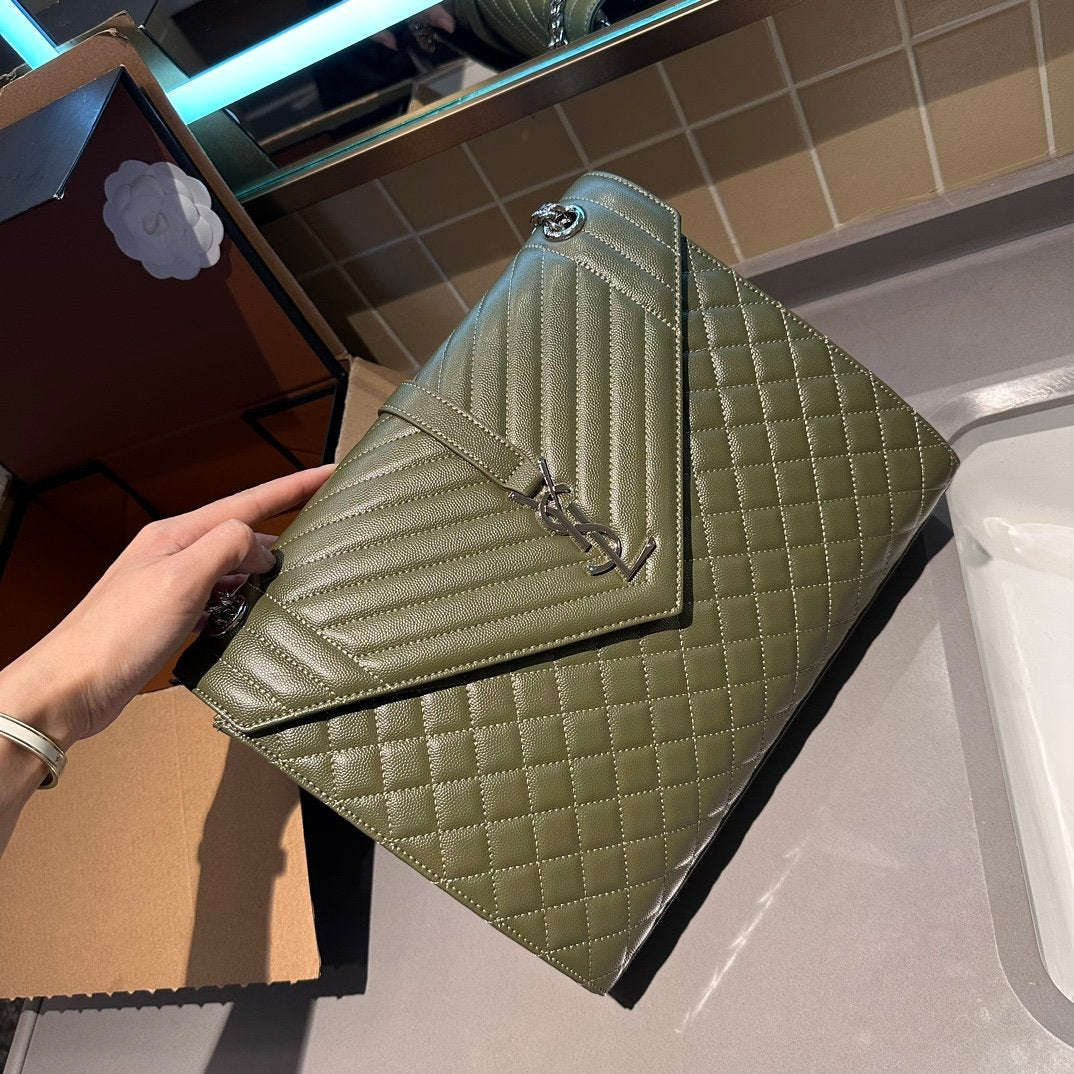 Fashionable and versatile diamond grid chain bag 1023121101