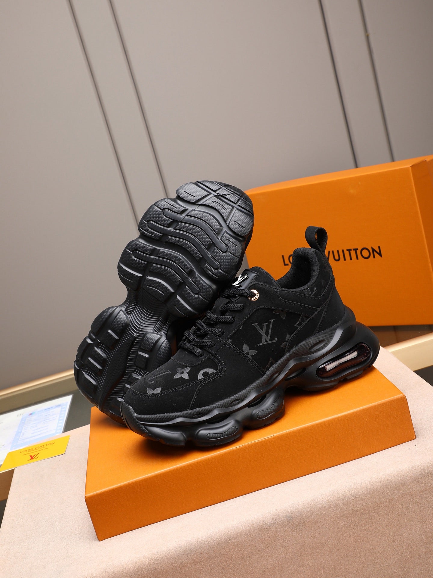 Lvv 25ss Autumn New Printed sports shoes 0725081801