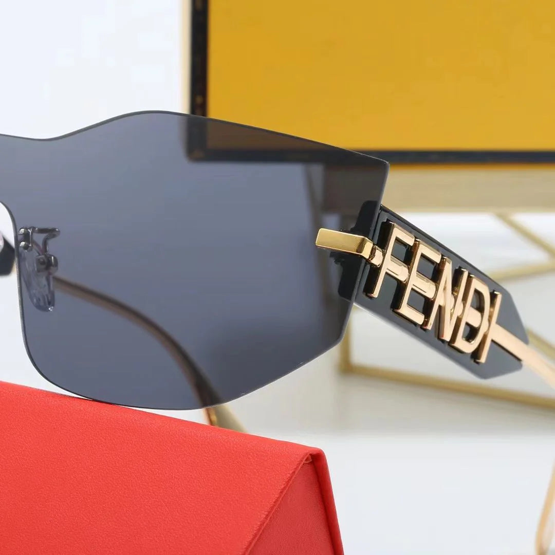 Women's High-end Sunglasses UV-proof Fashion Casual Sunglasses 1024031119