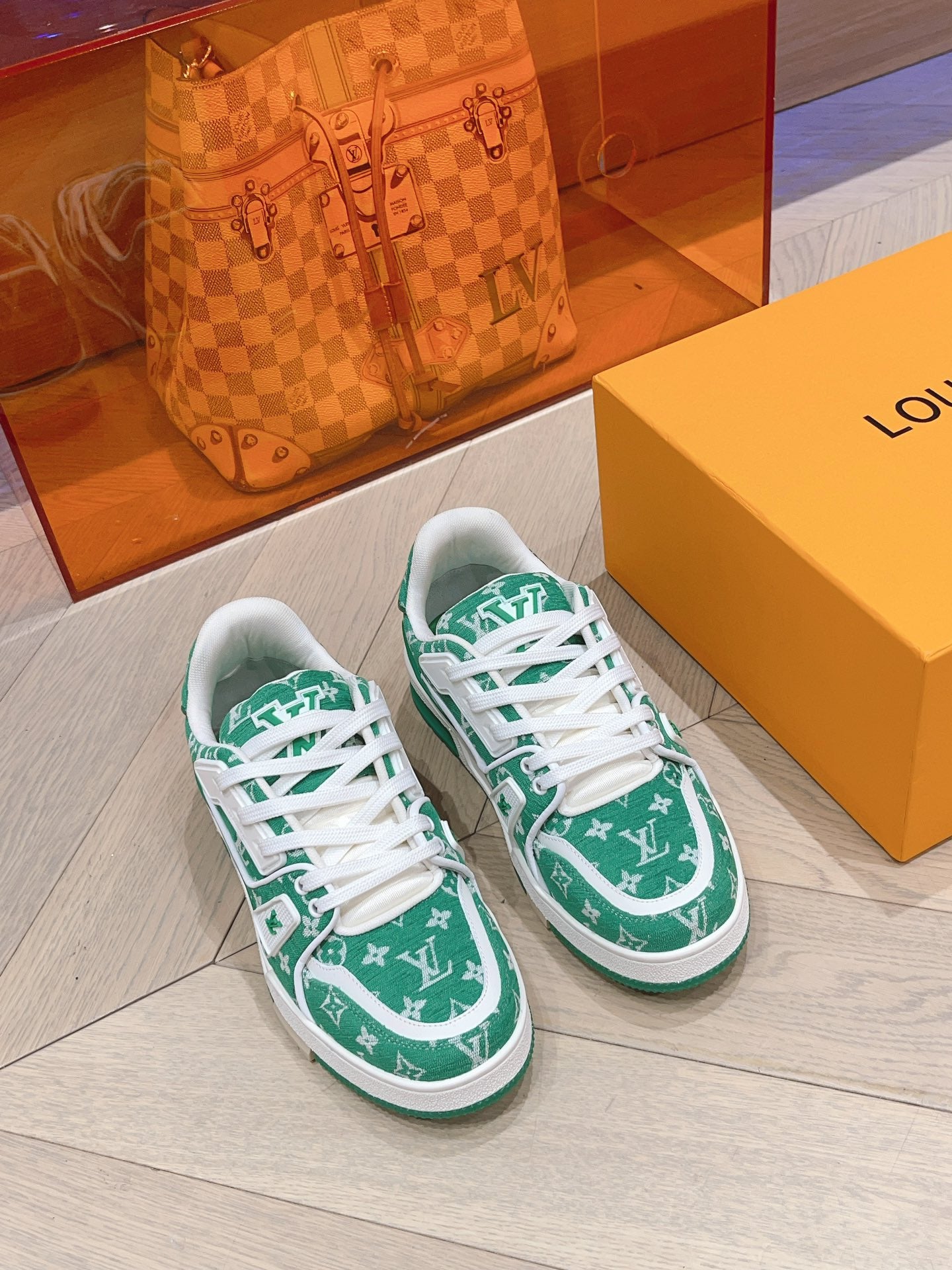 Lvv couple limited series casual denim print sneakers 0725012402