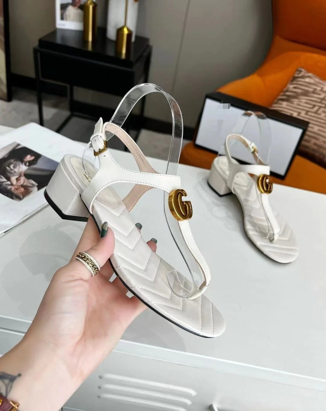 New Women's Sandals Double G Buckle Outer Wear All-match 1024031807