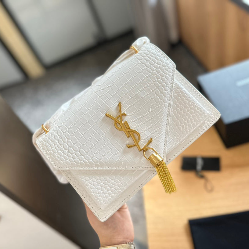 Flip chain tassel bag 1824042602