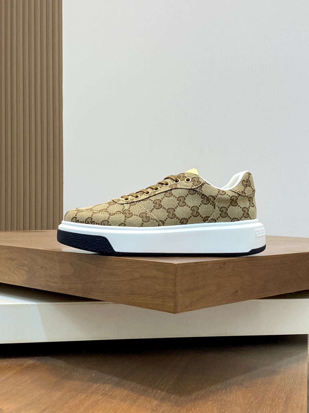 GG's new fashionable printed sports shoes 0725061614