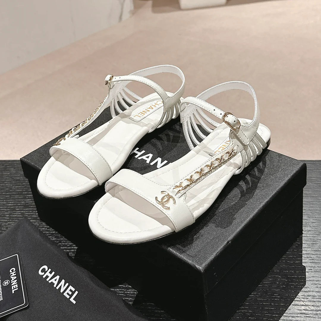 New Fashion Versatile Flat Sandals 1024042610