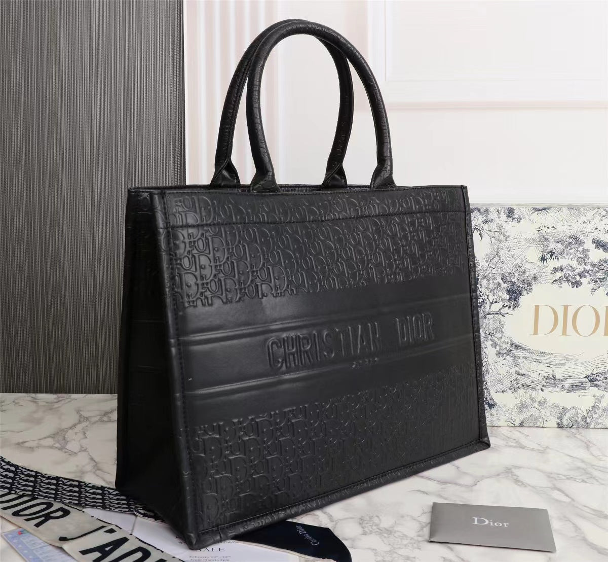 Book Tote In Leather