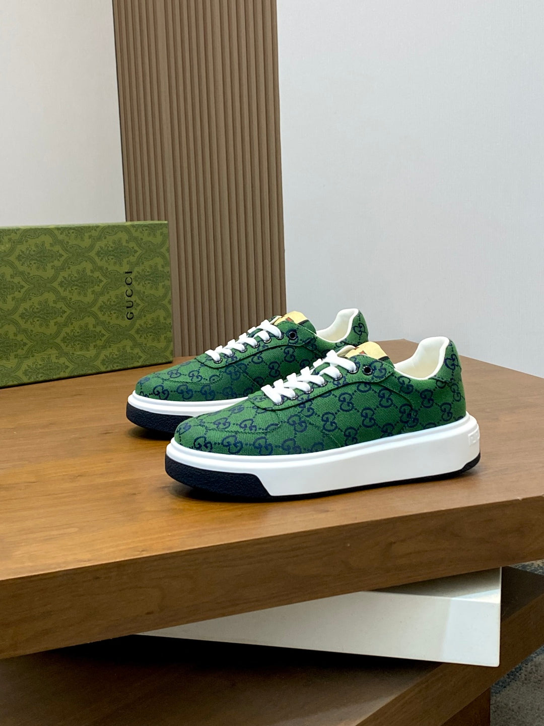 GG's new fashionable printed sports shoes 0725061614