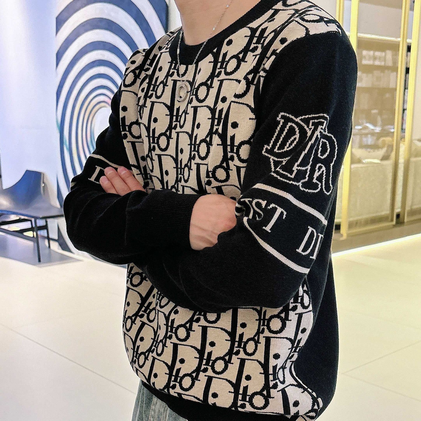 New Crew Neck Sweater 1025102113