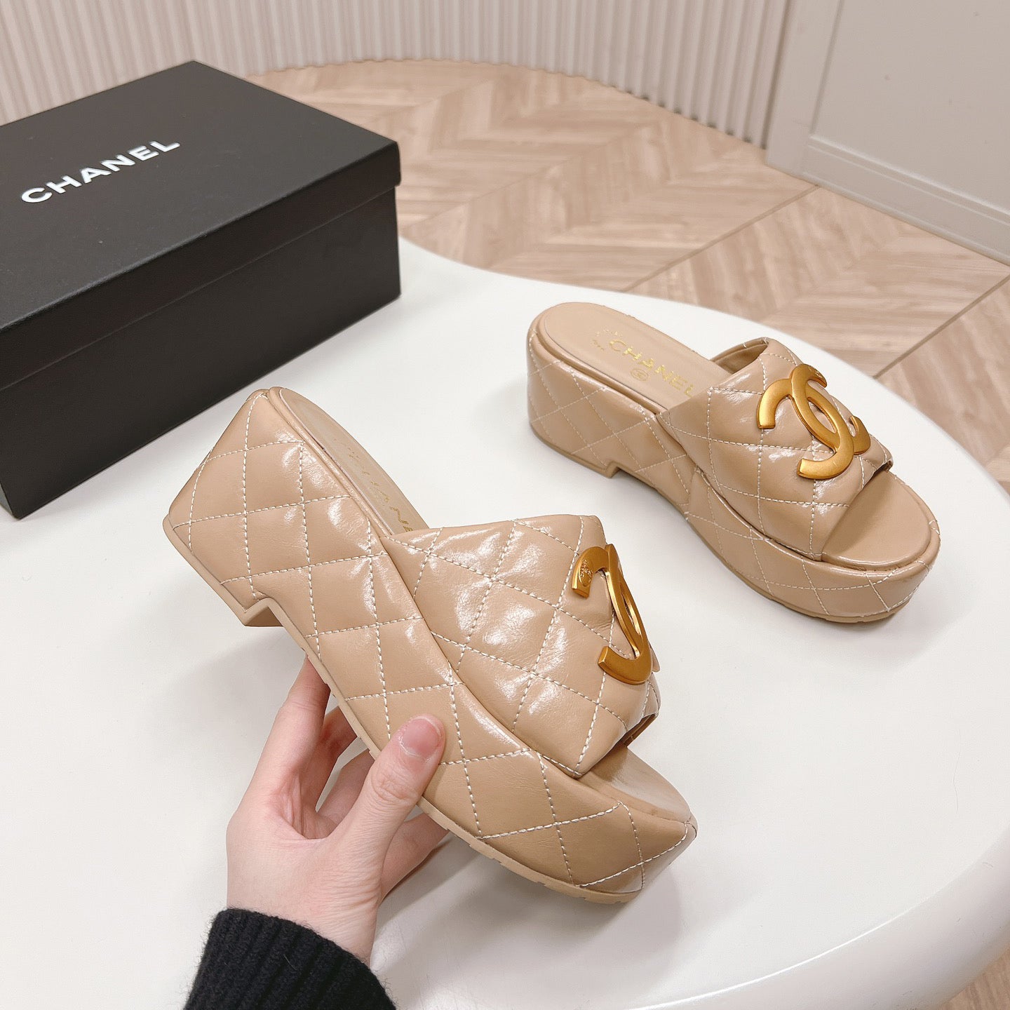 Chane1 top fashion thick-soled rhombus slippers 0724030812