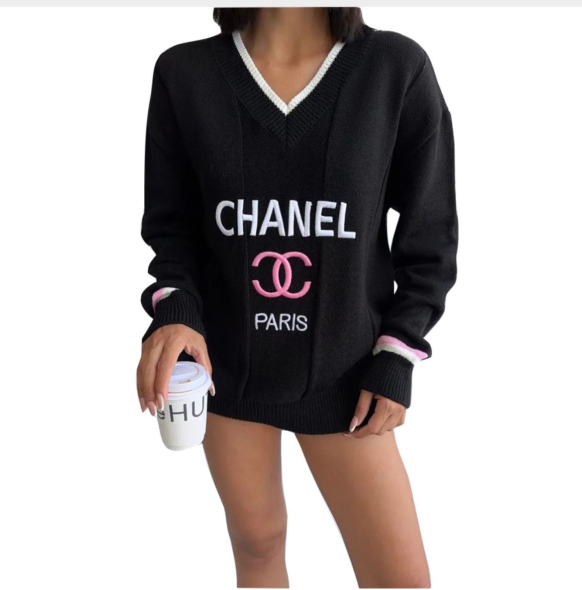 Embroidered v-neck top 9000827010