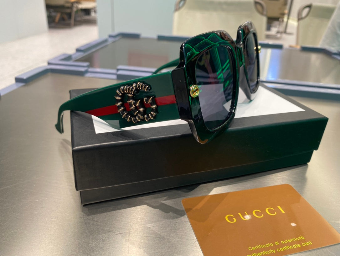 Women's polarized sunglasses with 100% UV protection 0724052201