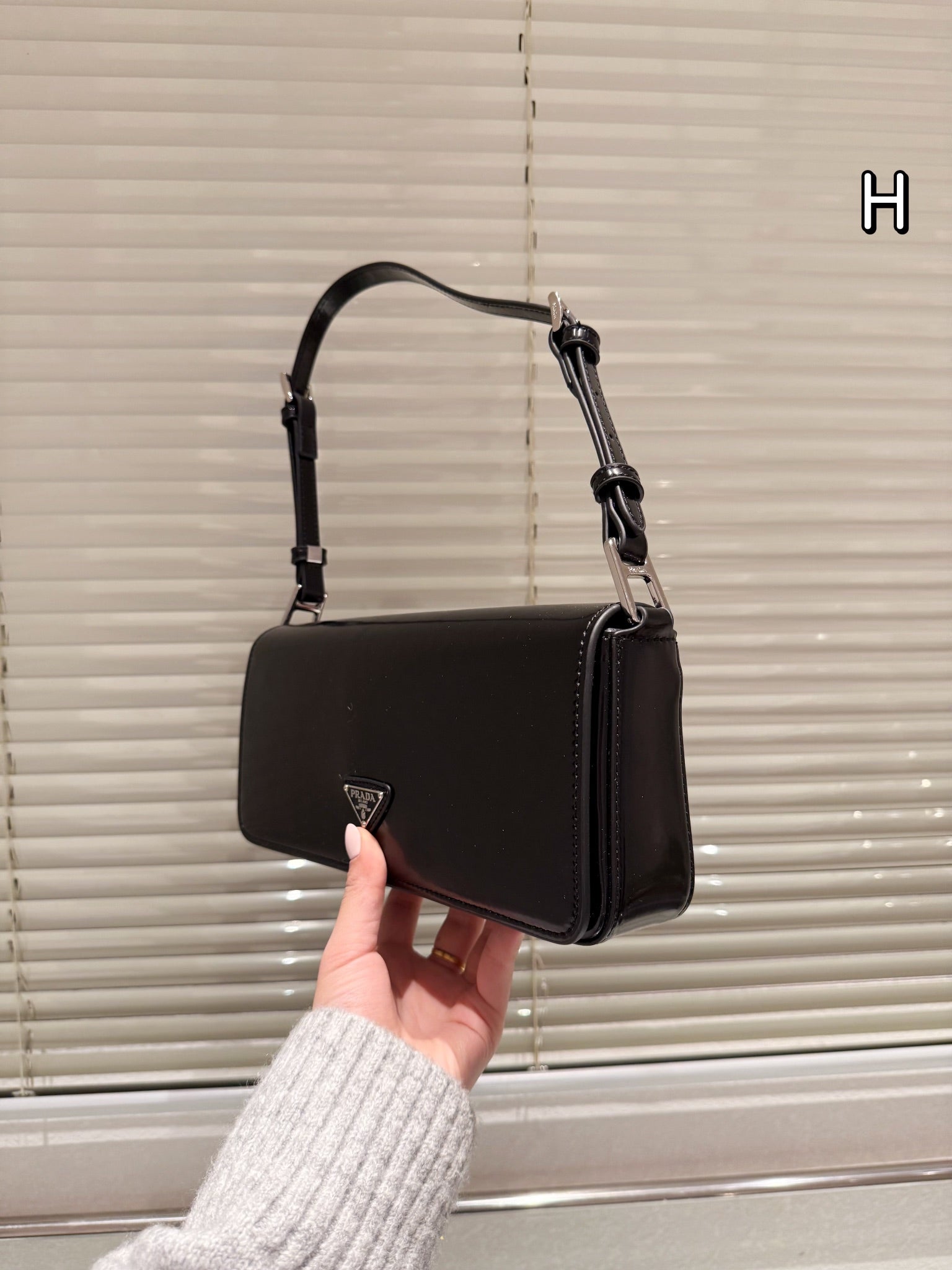 PRD Fashion Patent Leather Underarm Bag 0724120509