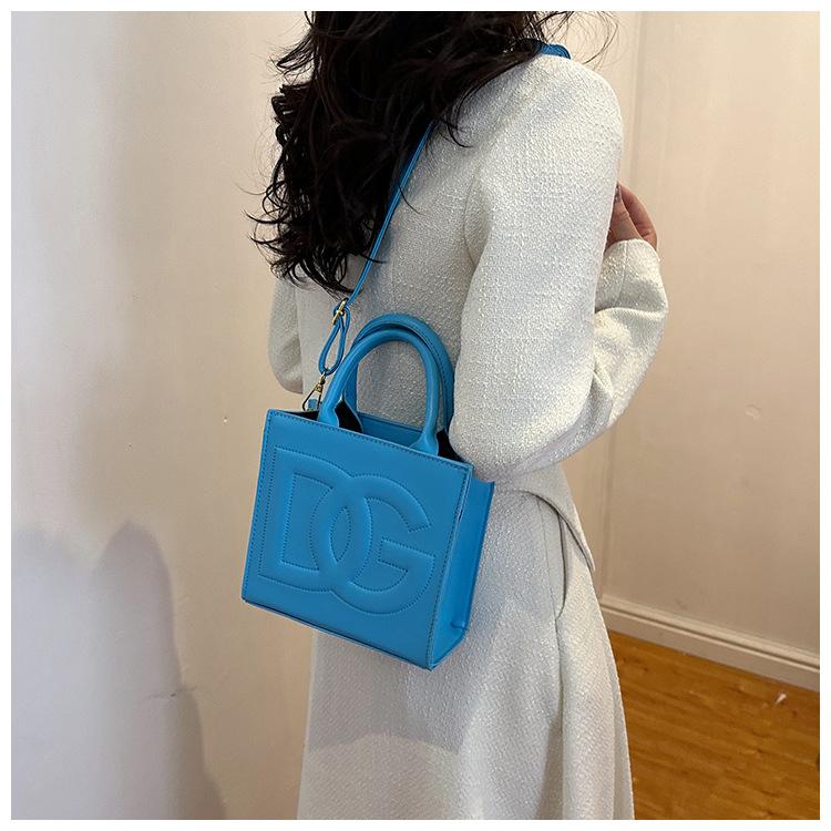 New Fashion Versatile Handbug 1023121903