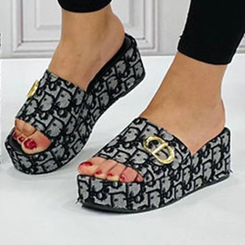 Classic vintage thick sole sandals 1024061826