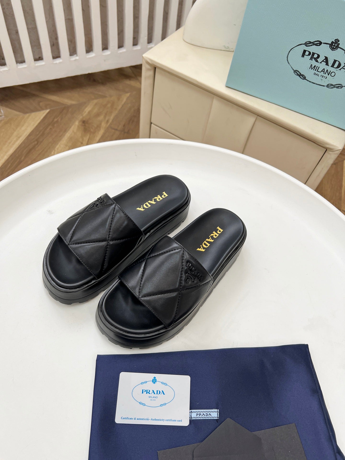 PRD new beach thick-soled slippers 0725061615