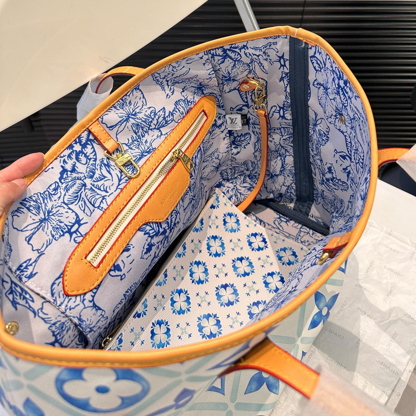 L Neverfull Shopping Bag 1824070306