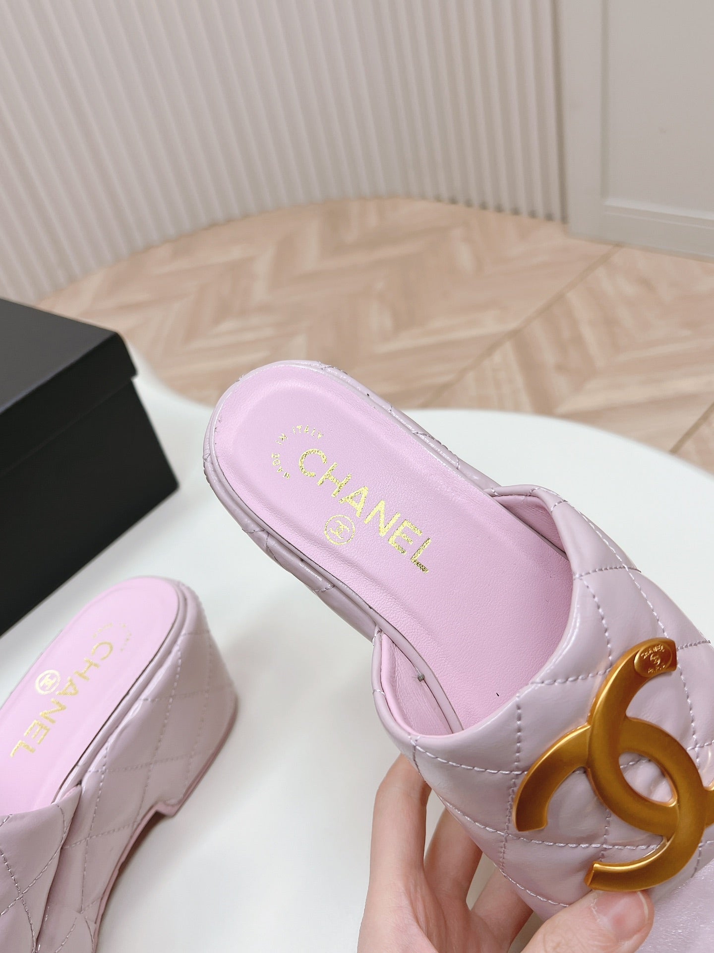 Chane1 top fashion thick-soled rhombus slippers 0724030812