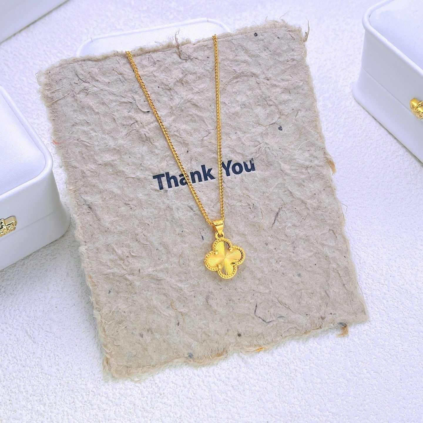 Four-leaf clover necklace 2025081219