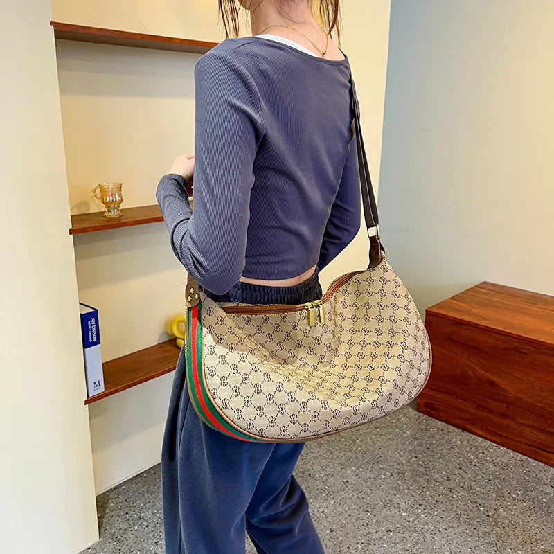 Large-capacity shoulder crossbody bag 2025080807