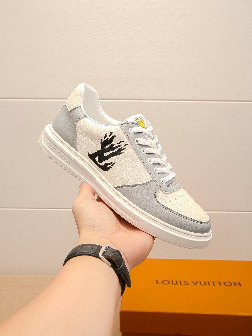 Lvv classic casual sports shoes 0725090303