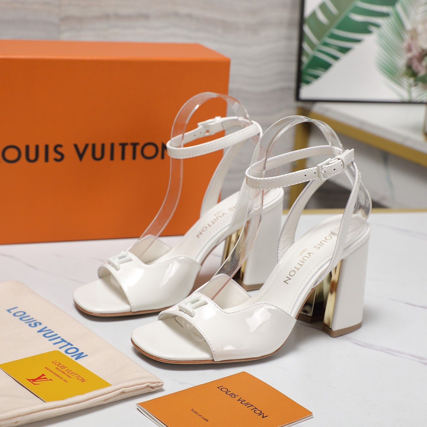 Lvv 25ss new high-heeled sandals 0725102305