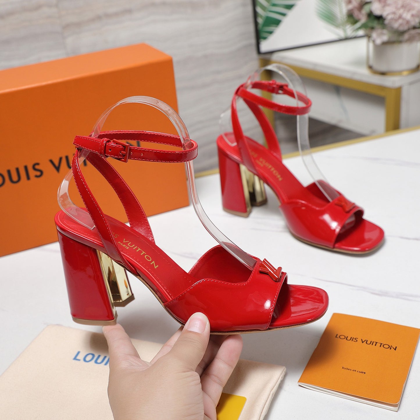 Lvv 25ss new high-heeled sandals 0725102305