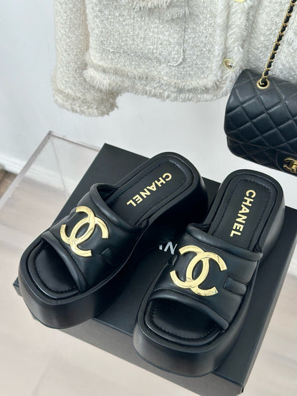 CNL Women Leather Platform Sandal 0724062801