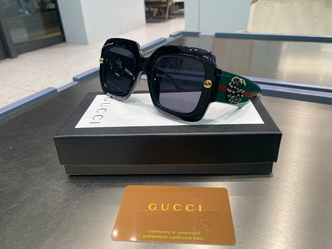 Women's polarized sunglasses with 100% UV protection 0724052201