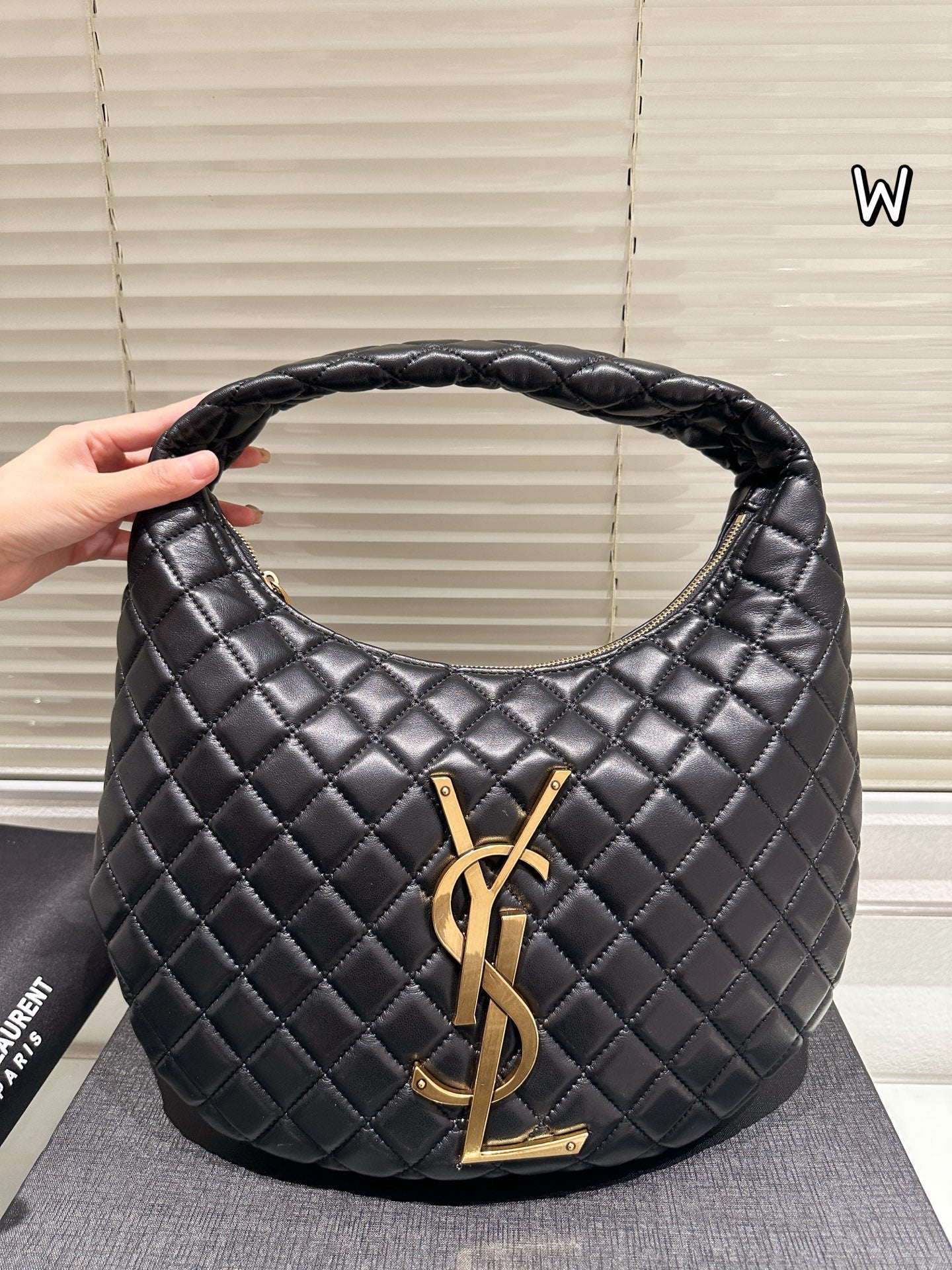 YSL fashion single-shoulder underarm handbag 0725090903