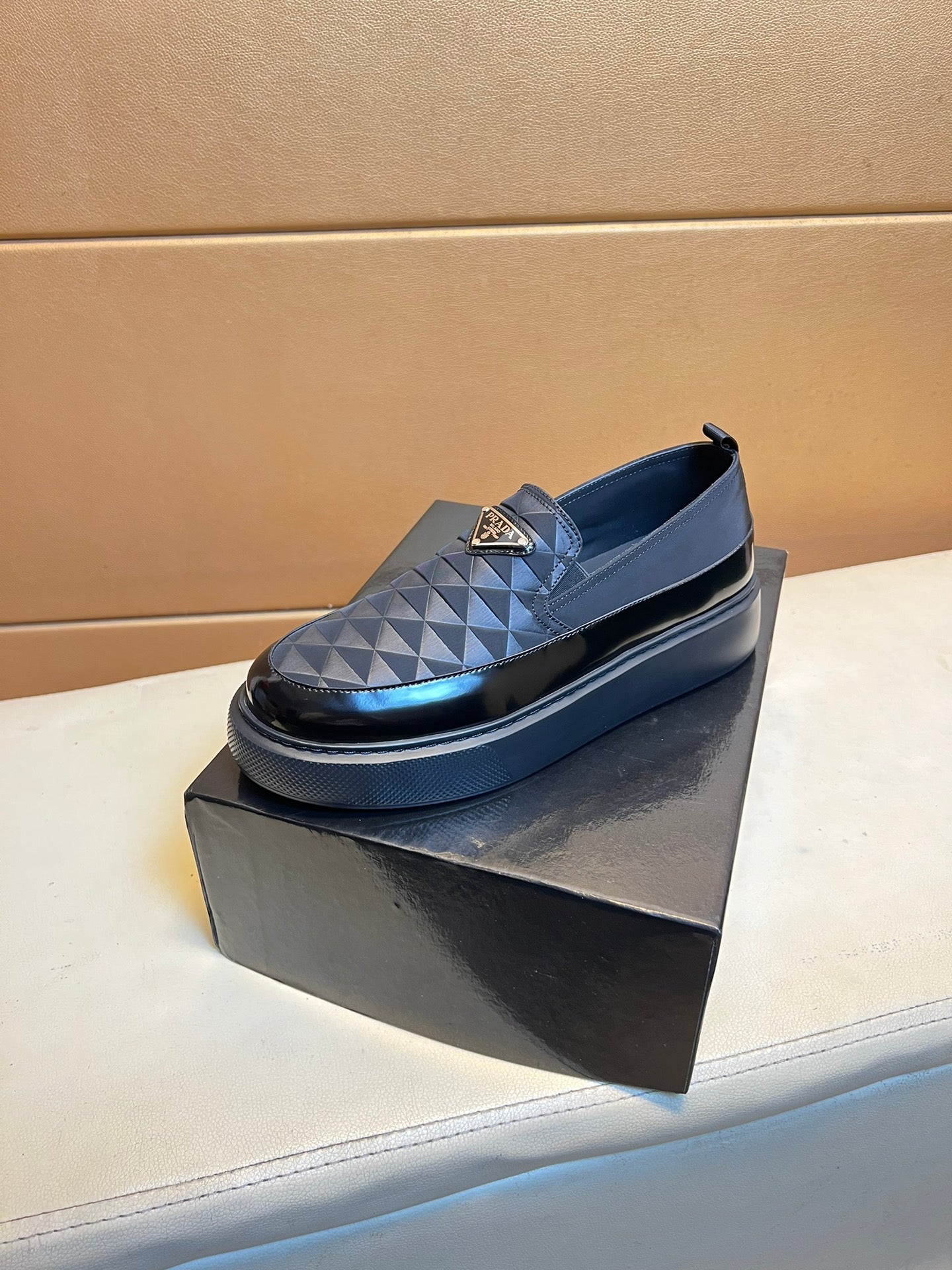 PRD triangle print slip-on sneakers 0724101405