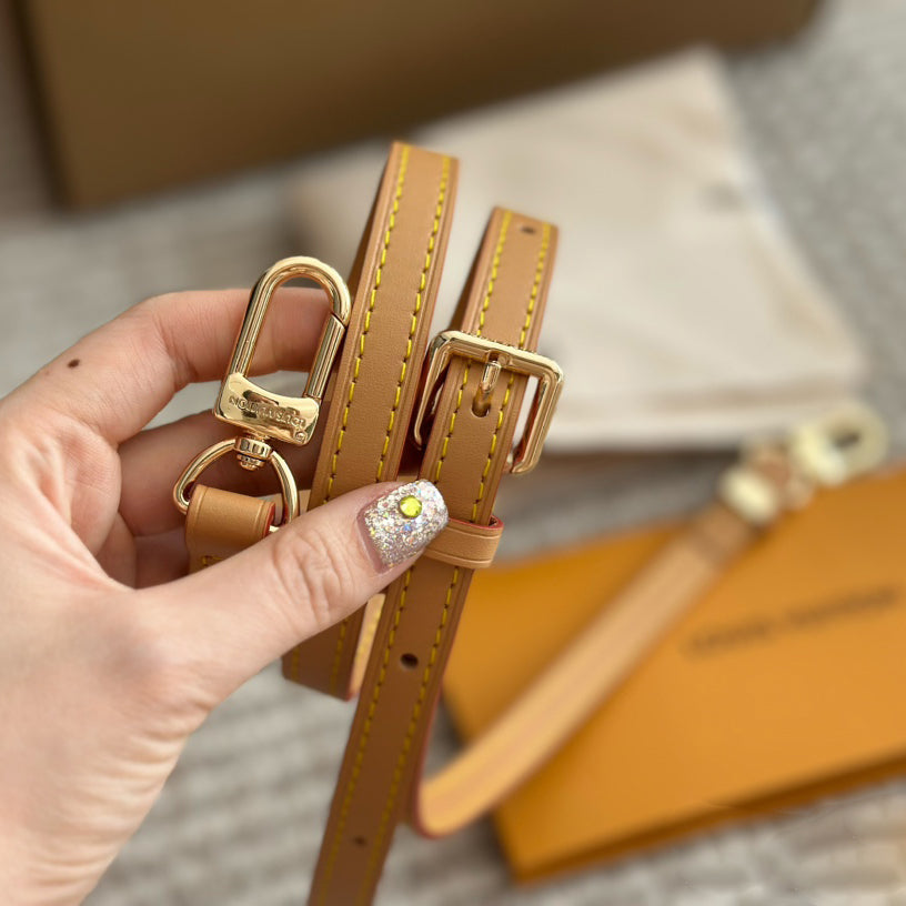 L side trunk mini bag 1824031902