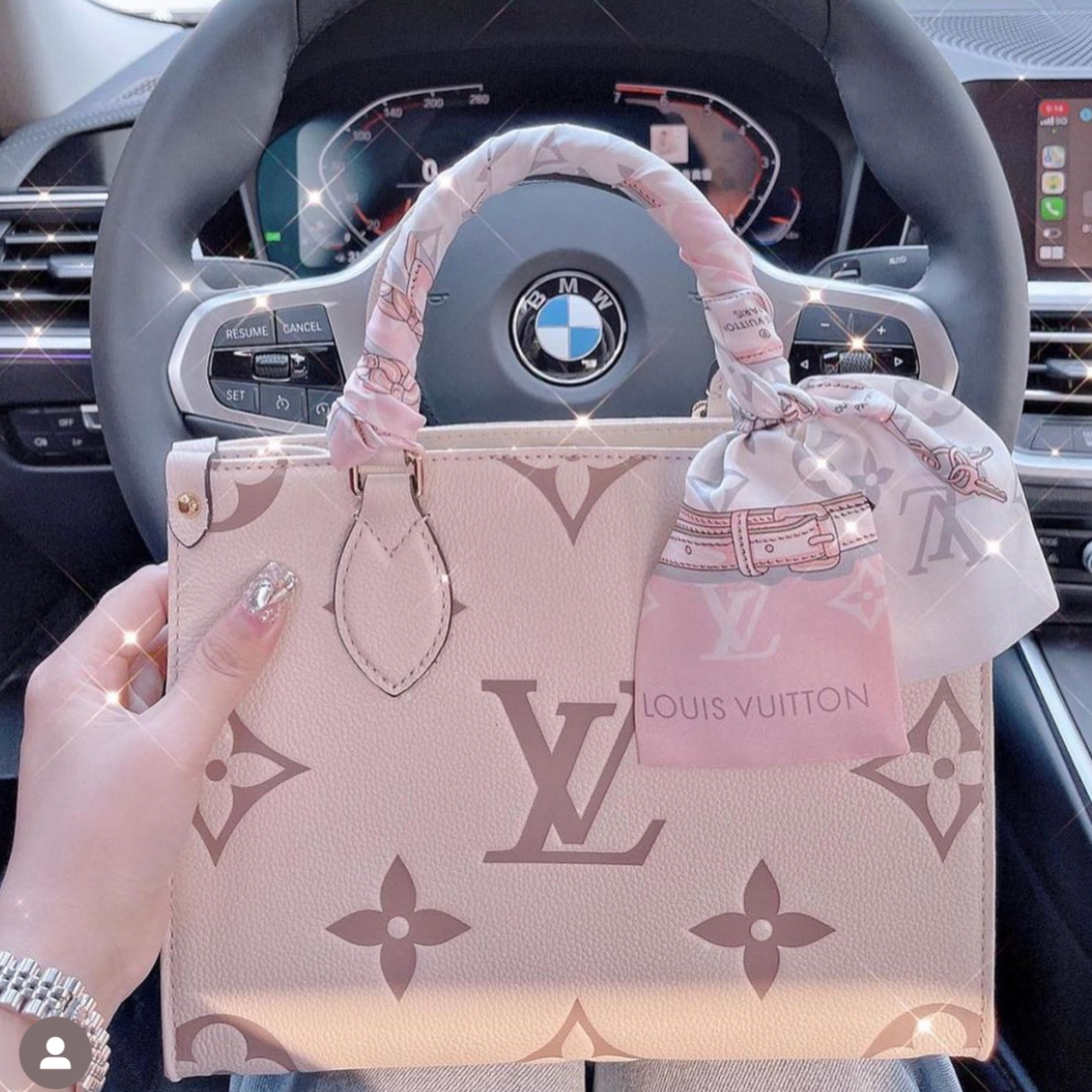 ONTHEGO MONOGRAM 067