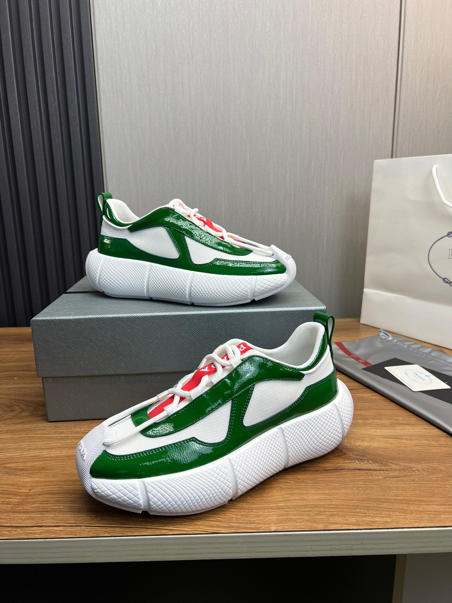 PR patent leather and mesh lace-up sneakers 0724111901