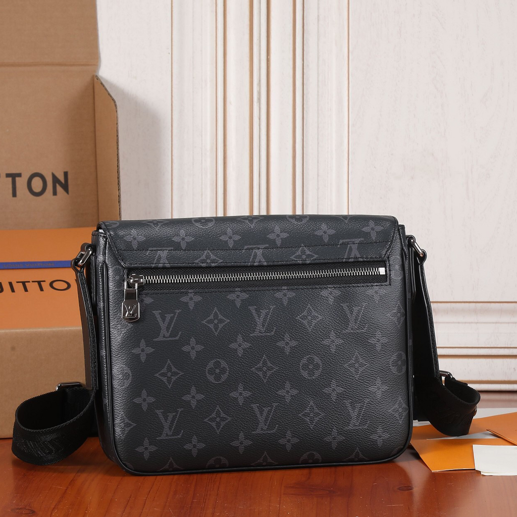 New fashion all-match one-shoulder diagonal high-end messenger bag