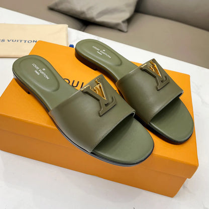 Fashion new wild ladies sand slippers 1024041101