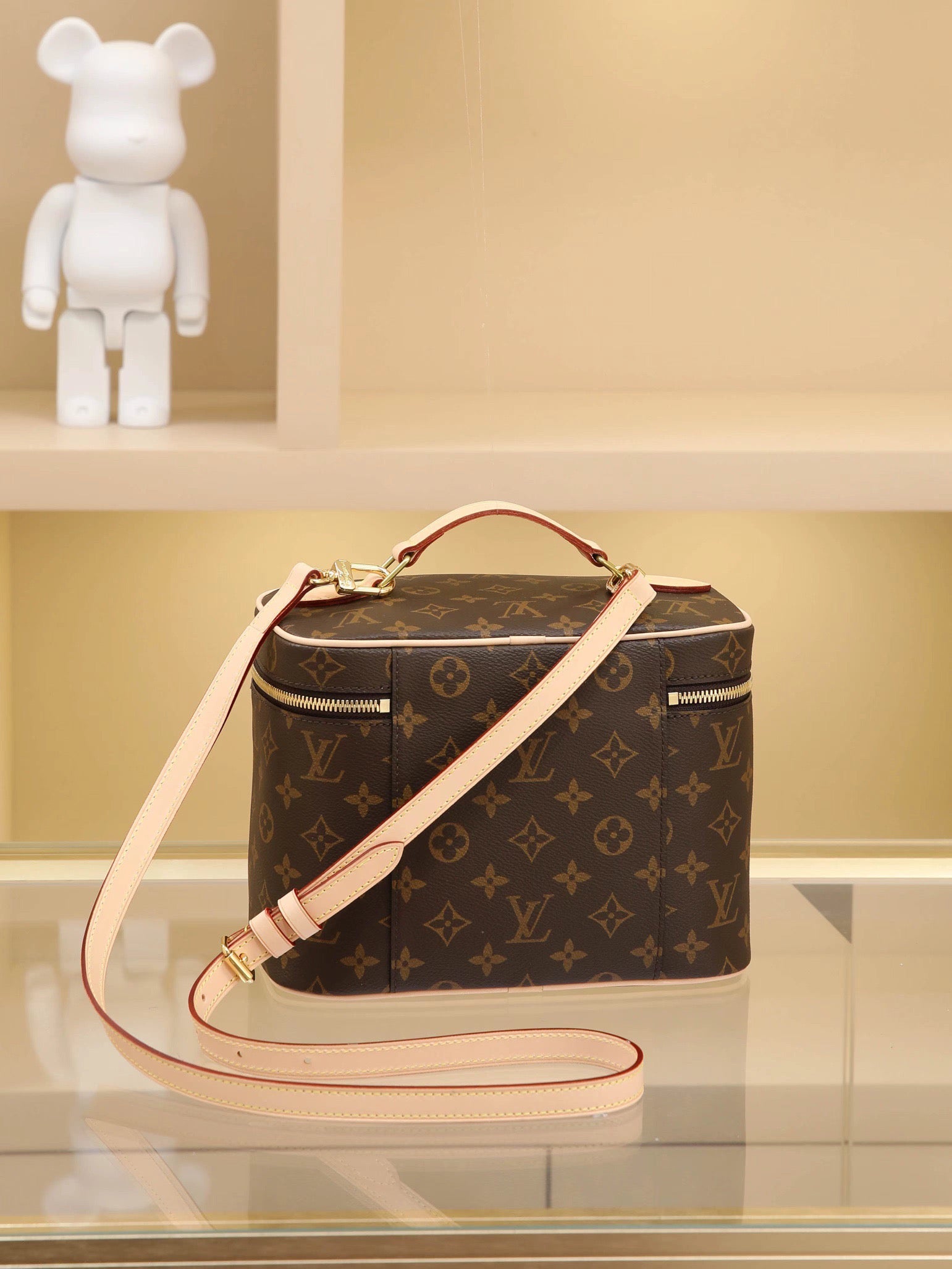 Lvv fashion nice cosmetic bag 0725040101