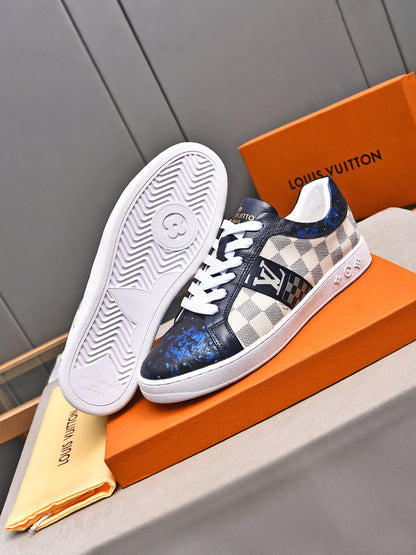 V Fashionable plaid print sneakers 0724101401