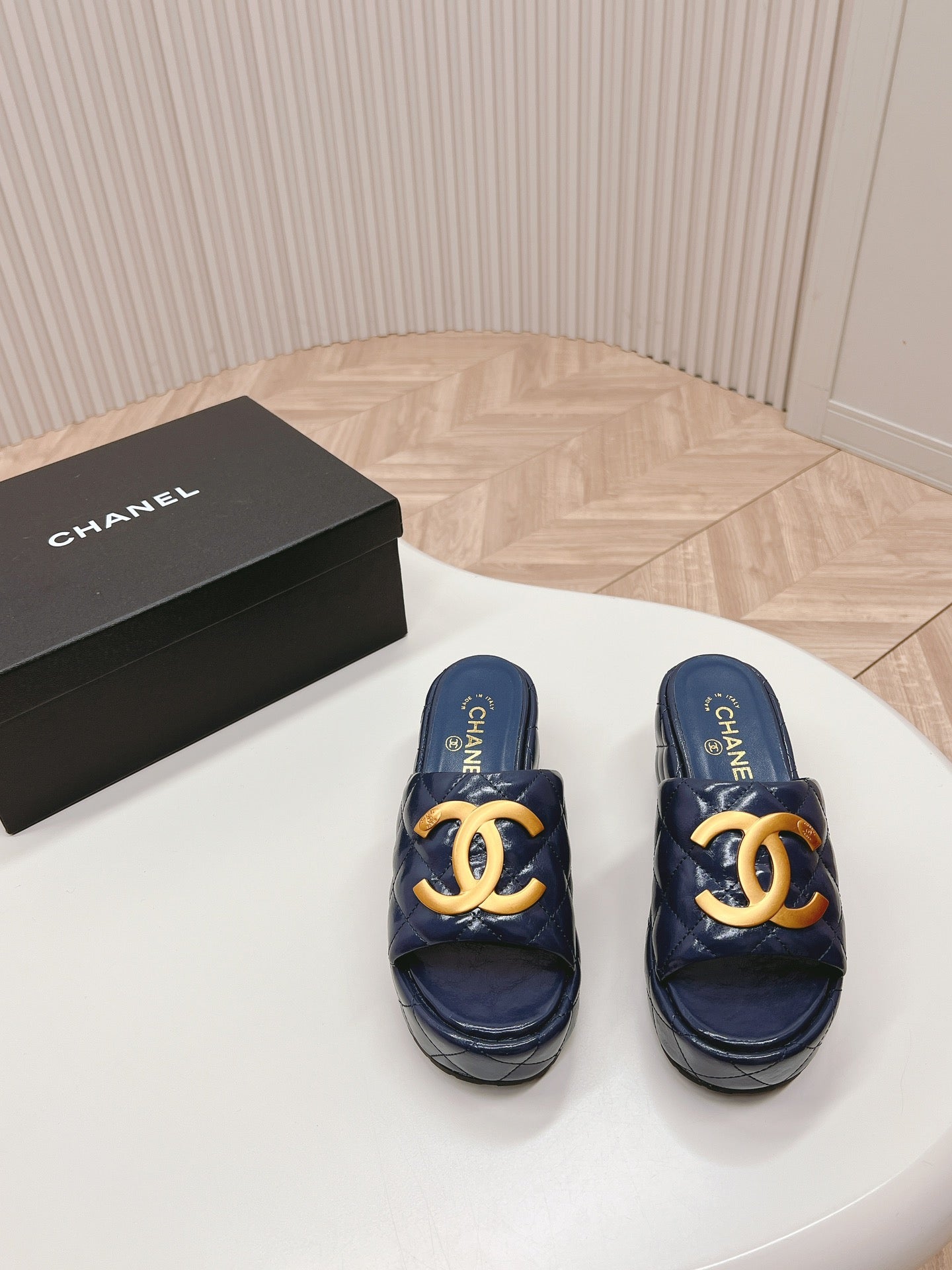 Chane1 top fashion thick-soled rhombus slippers 0724030812