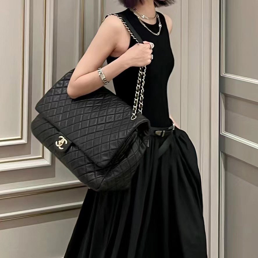 CNL CF oversized airport bag underarm bag 1824062403