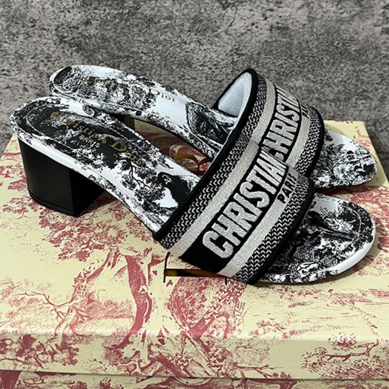 New Fashion D Logo women's slippersPD052024022701